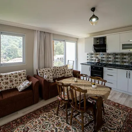 Cozy House With Balcony And Mountain View In Fethiye Сasa de vacaciones Fethiye